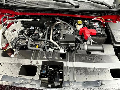 Used 2025 Nissan Kicks SR w/ SR Premium Package image 30