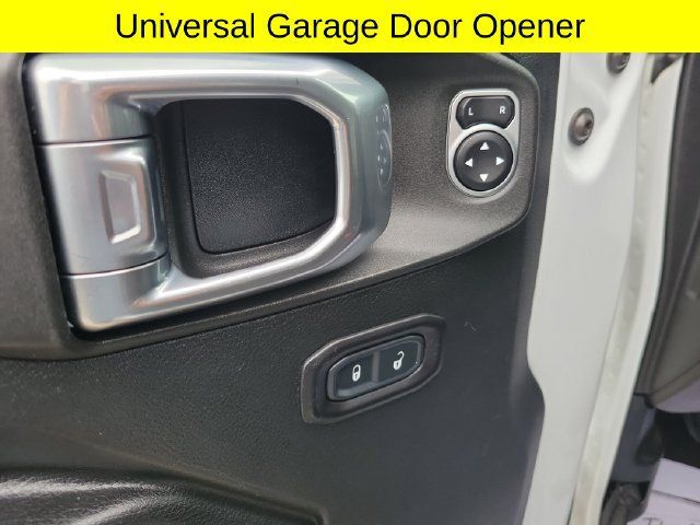 Used 2018 Jeep Wrangler Unlimited Sport S AWD/4WD image 22