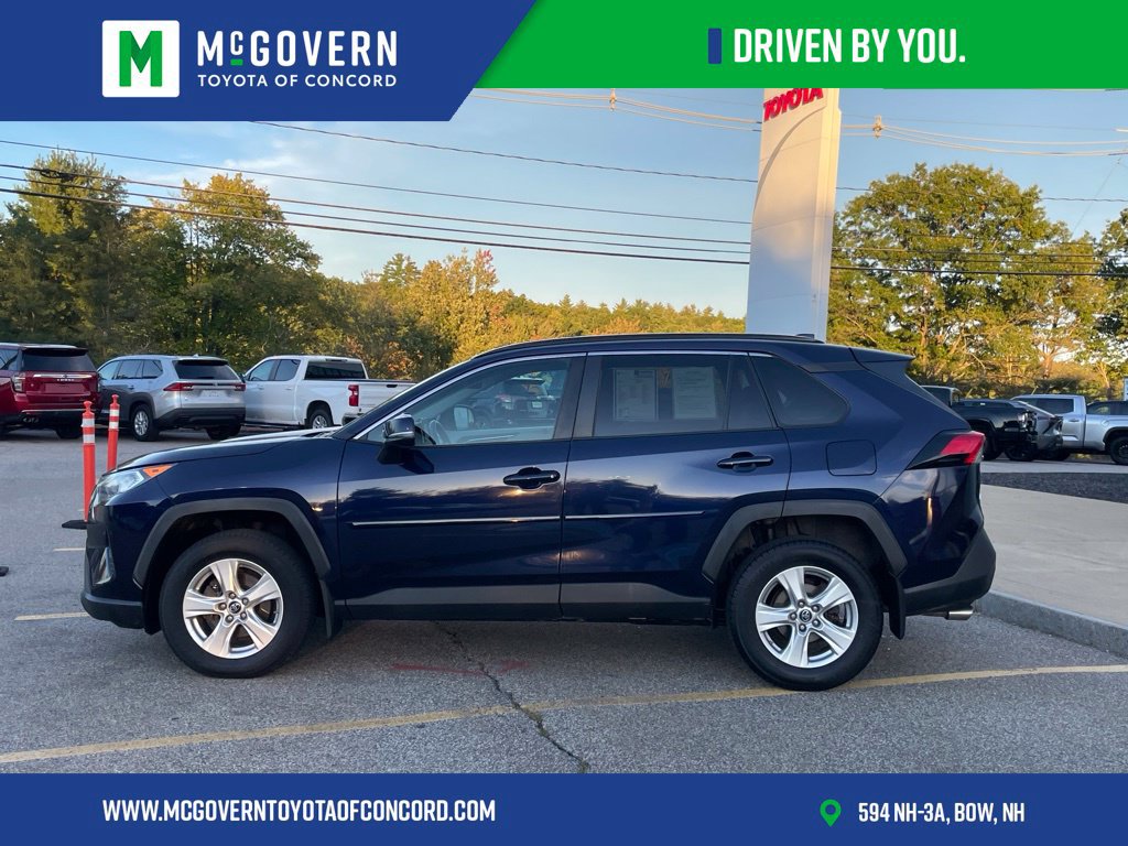 Used 2019 Toyota RAV4 XLE w/ Convenience Package AWD/4WD image 2
