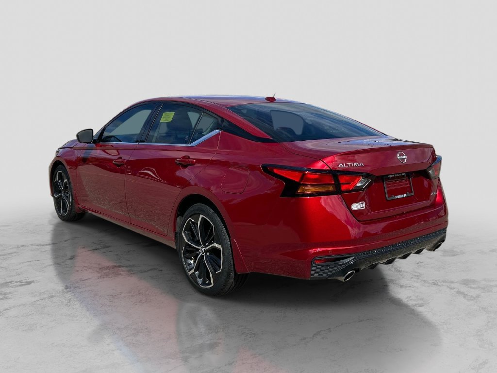 Certified 2024 Nissan Altima 2.5 SR AWD/4WD image 3