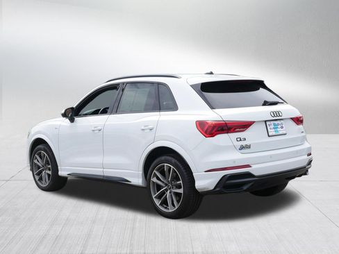 Used 2022 Audi Q3 2.0T Premium Plus w/ Premium Plus Package AWD/4WD image 5