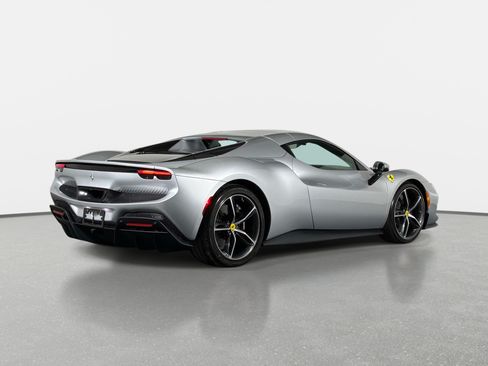 Used 2025 Ferrari 296 GTS RWD image 6