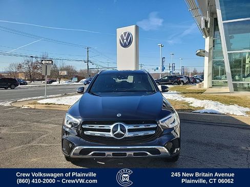 Used 2021 Mercedes-Benz GLC 300 4MATIC image 2