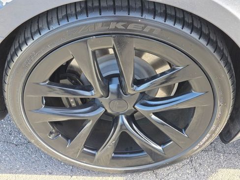 Used 2021 Tesla Model S Plaid AWD/4WD image 10