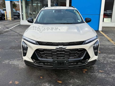 New 2026 Chevrolet Trax ACTIV image 2