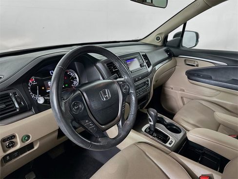 Certified 2019 Honda Ridgeline RTL image 10