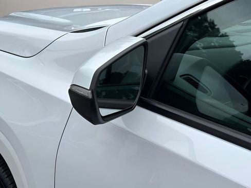 Used 2023 GMC Terrain Denali image 15