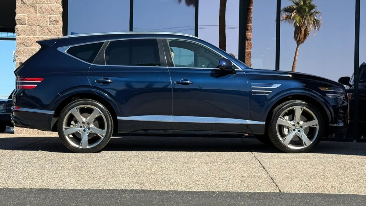 Used 2021 Genesis GV80 3.5T w/ Prestige Package 07 AWD/4WD image 15