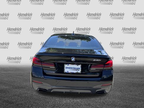 Used 2023 BMW 540i w/ M Sport Package RWD image 3