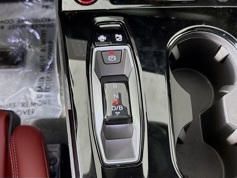 New 2025 Audi S6 e-tron Premium image 16