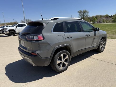 Used 2020 Jeep Cherokee Limited AWD/4WD image 4