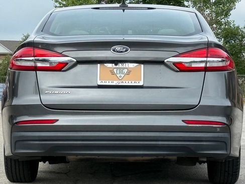 Used 2020 Ford Fusion S FWD image 4