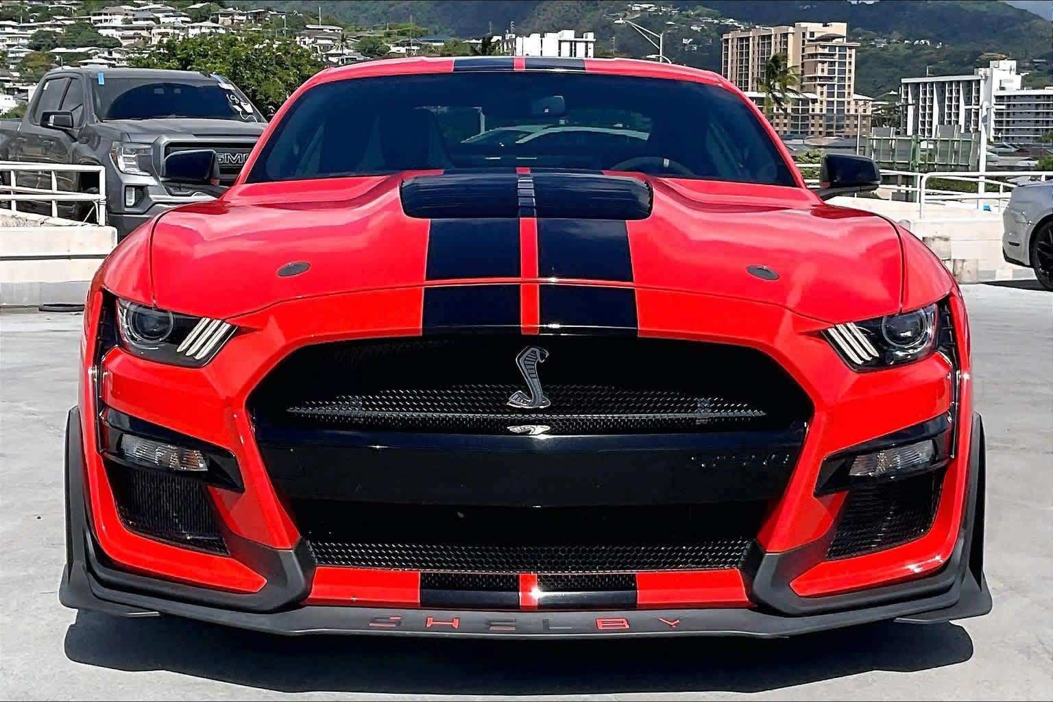 Used 2022 Ford Mustang Shelby GT500 w/ Carbon Fiber Track Pack RWD image 6