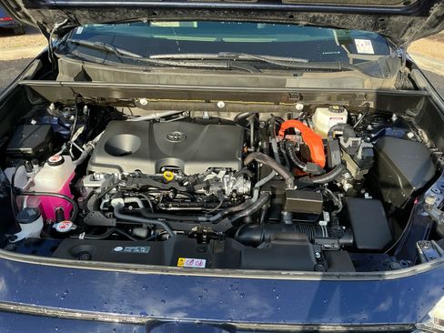 Used 2024 Toyota RAV4 Limited image 21