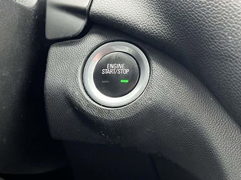 Used 2019 Chevrolet Equinox LT image 26