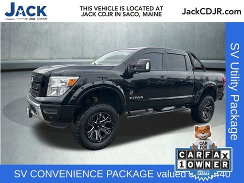 Used 2022 Nissan Titan SV w/ SV Convenience Package image 1