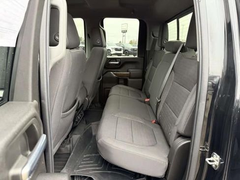Used 2022 GMC Sierra 2500 SLE w/ SLE Value Package; image 14
