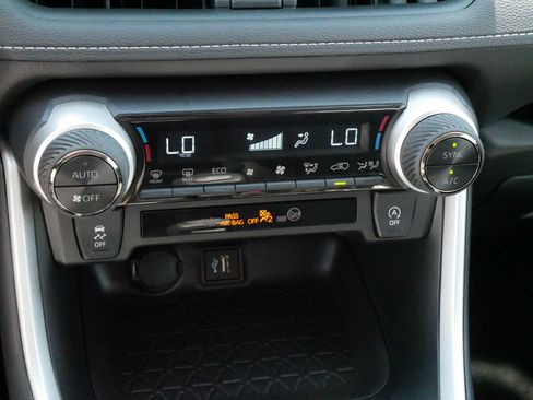 Certified 2025 Toyota RAV4 XLE AWD/4WD image 23