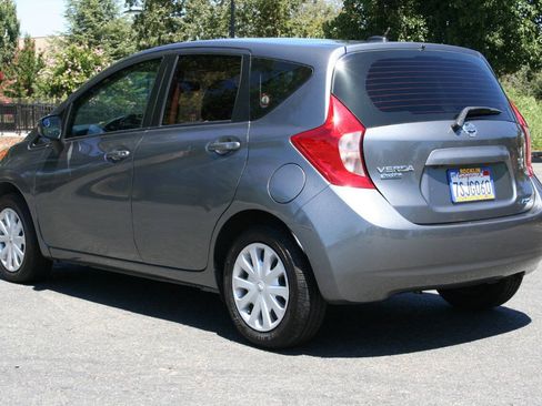 Used 2016 Nissan Versa Note SV FWD image 7