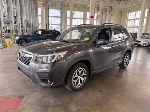 Certified 2021 Subaru Forester Premium w/ Popular Package #1 AWD/4WD image 7
