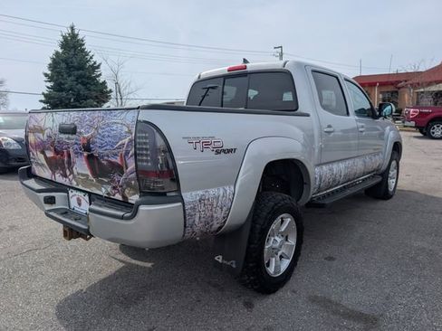 Used 2012 Toyota Tacoma 4x4 Double Cab w/ TRD Sport Pkg image 6