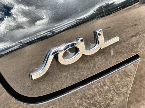 Used 2020 Kia Soul GT-Line Turbo FWD image 15