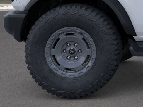 New 2025 Ford Bronco Outer Banks w/ Sasquatch Package image 22
