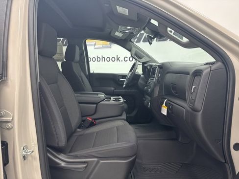 New 2026 Chevrolet Silverado 1500 Custom Trail Boss w/ Dark Appearance Package image 30