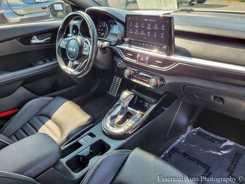 Used 2024 Kia Forte GT-Line w/ GT-Line Premium Package image 34