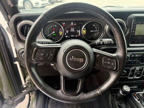 Used 2023 Jeep Wrangler Unlimited w/ Cold Weather Group AWD/4WD image 23