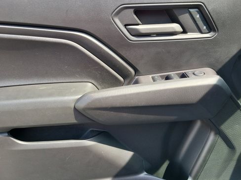 Used 2023 Chevrolet Colorado Trail Boss w/ Technology Package image 26