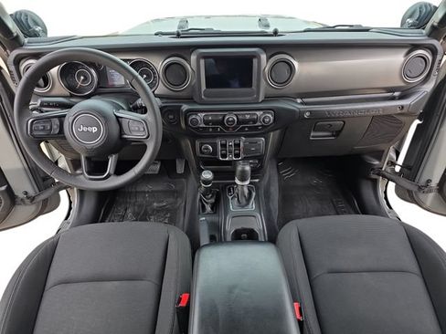 Used 2023 Jeep Wrangler Unlimited Sport AWD/4WD image 9
