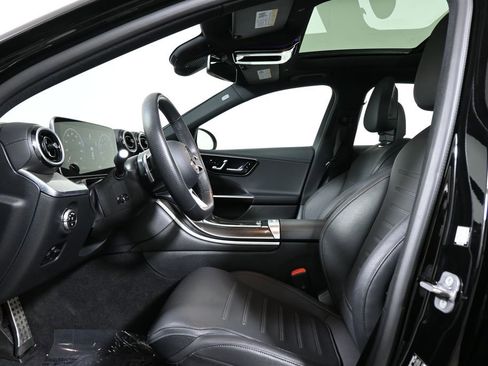 Certified 2025 Mercedes-Benz C 300 4MATIC Sedan image 3