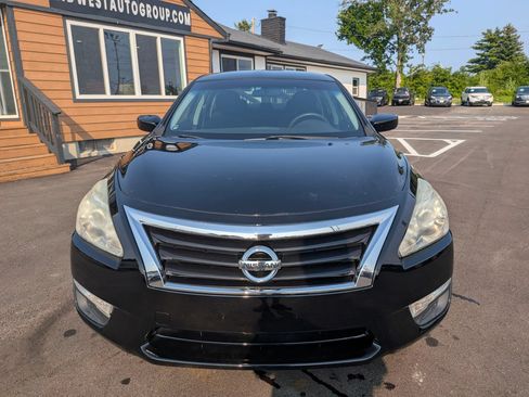 Used 2015 Nissan Altima 2.5 S w/ Special Edition Package FWD image 9
