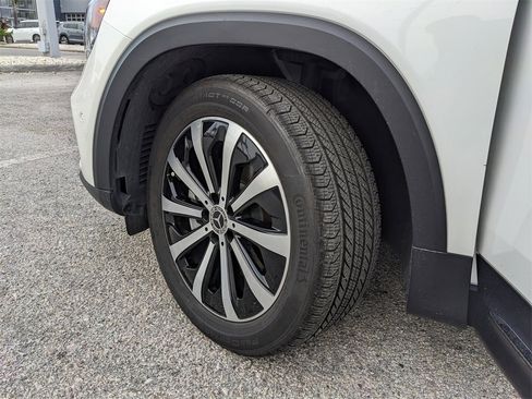 Used 2022 Mercedes-Benz GLB 250 image 40