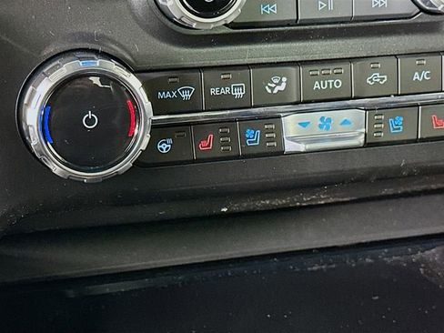 New 2026 Ford F350 Lariat w/ Black Appearance Package image 21