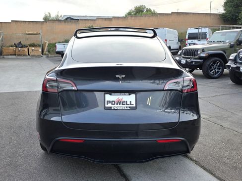 Used 2024 Tesla Model Y Long Range image 4