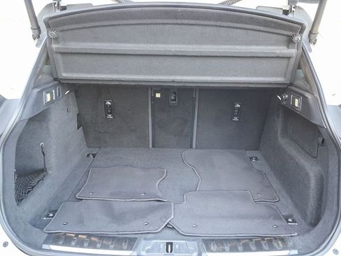 Used 2024 Jaguar F-PACE R-Dynamic S image 26