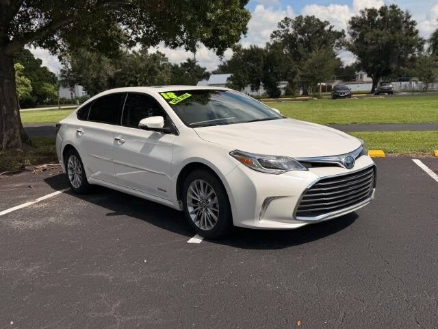 Used 2018 Toyota Avalon Limited w/ Protection Package FWD image 3
