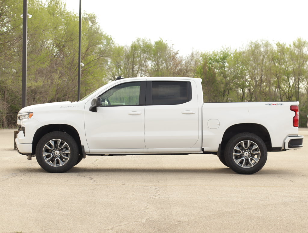 New 2026 Chevrolet Silverado 1500 RST w/ Protection Package AWD/4WD image 4