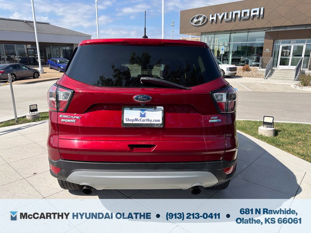 Used 2017 Ford Escape SE w/ SE Cold Weather Package AWD/4WD image 14