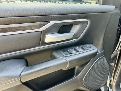 Used 2023 RAM 1500 Big Horn AWD/4WD image 12