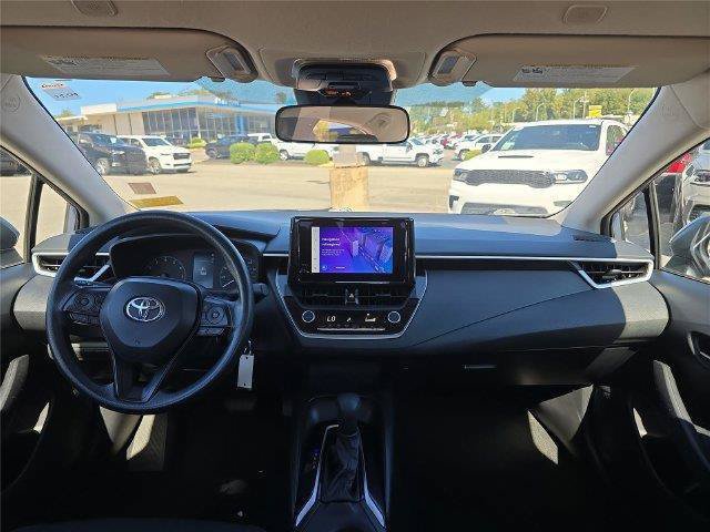Used 2024 Toyota Corolla LE FWD image 18