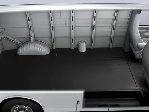 New 2026 Chevrolet Express 3500 Extended RWD image 6