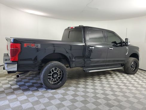 Used 2022 Ford F250 Lariat w/ Lariat Ultimate Package image 12