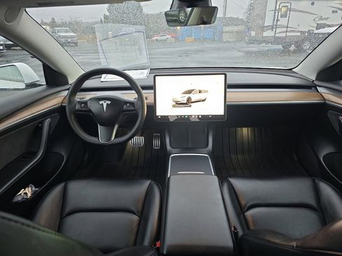 Used 2022 Tesla Model 3 Performance image 19