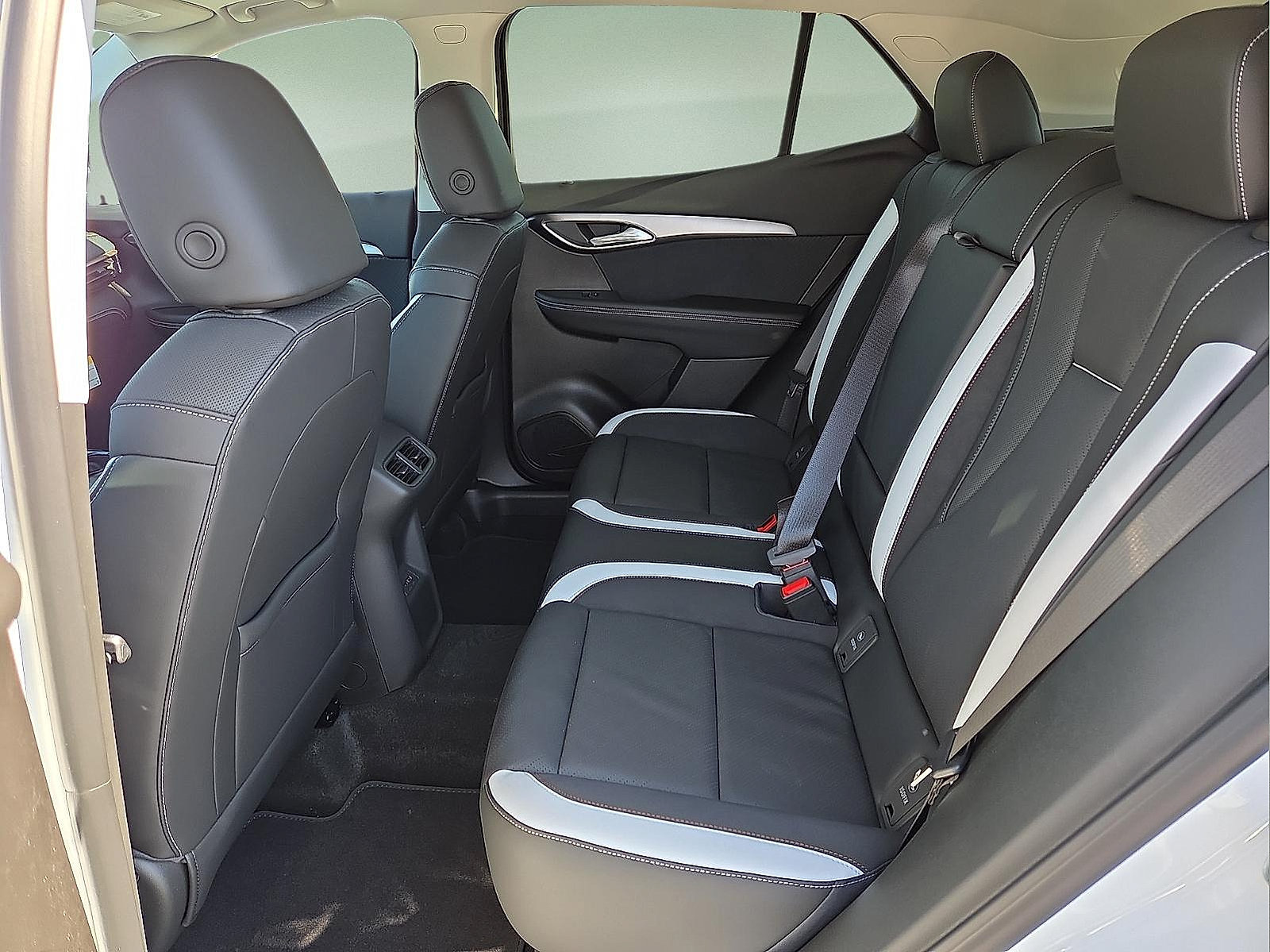 New 2026 Buick Envision Sport Touring AWD/4WD image 10
