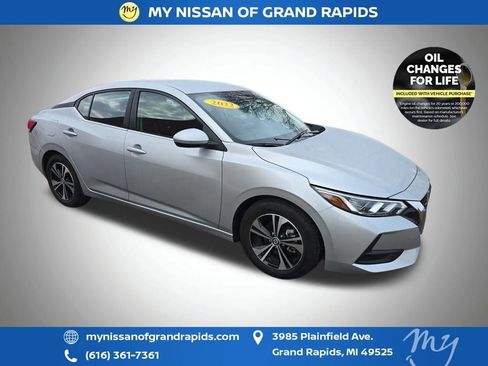 Used 2022 Nissan Sentra SV w/ Trunk Package image 3