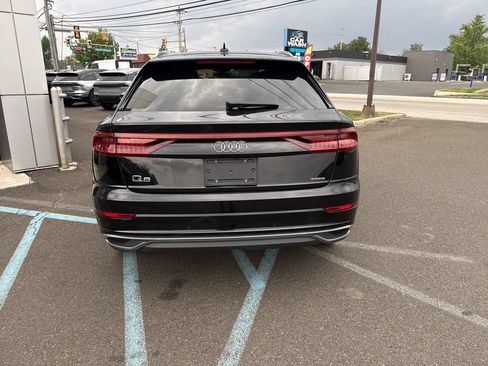 Used 2023 Audi Q8 Premium w/ Convenience Package AWD/4WD image 7