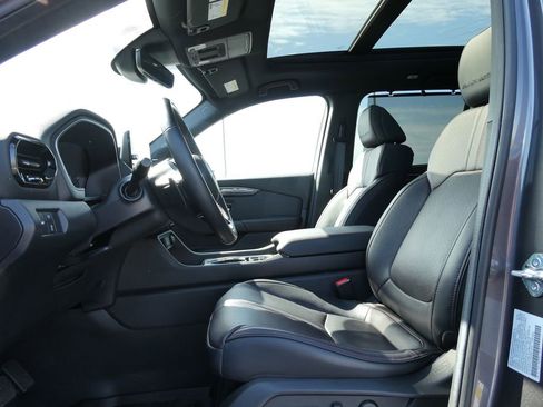 Used 2025 Honda Pilot Black Edition image 25